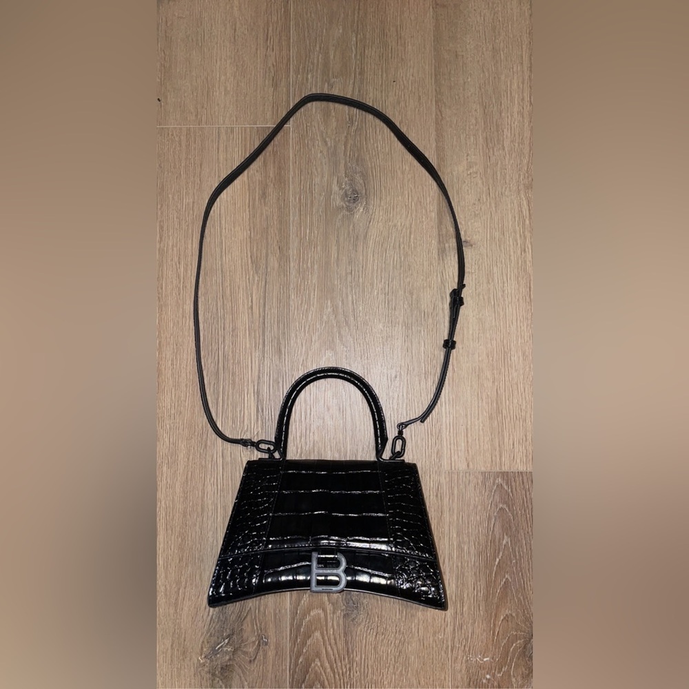Balenciaga Hourglass Size S